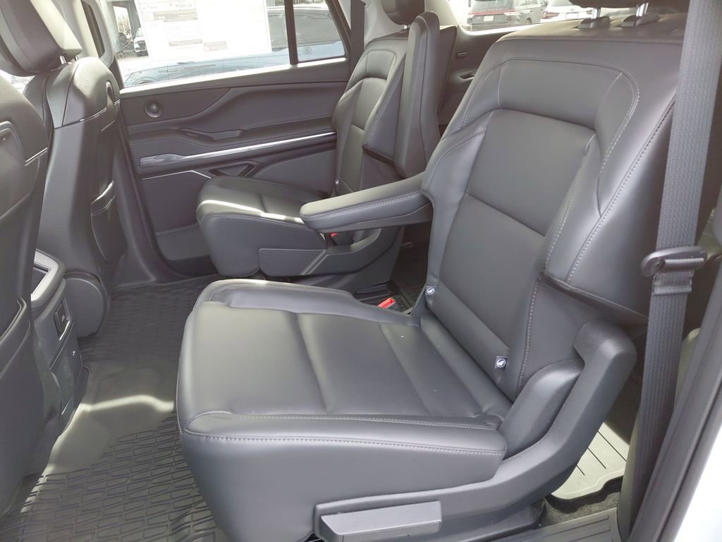 New 2026 Lincoln Navigator L Premier image 20