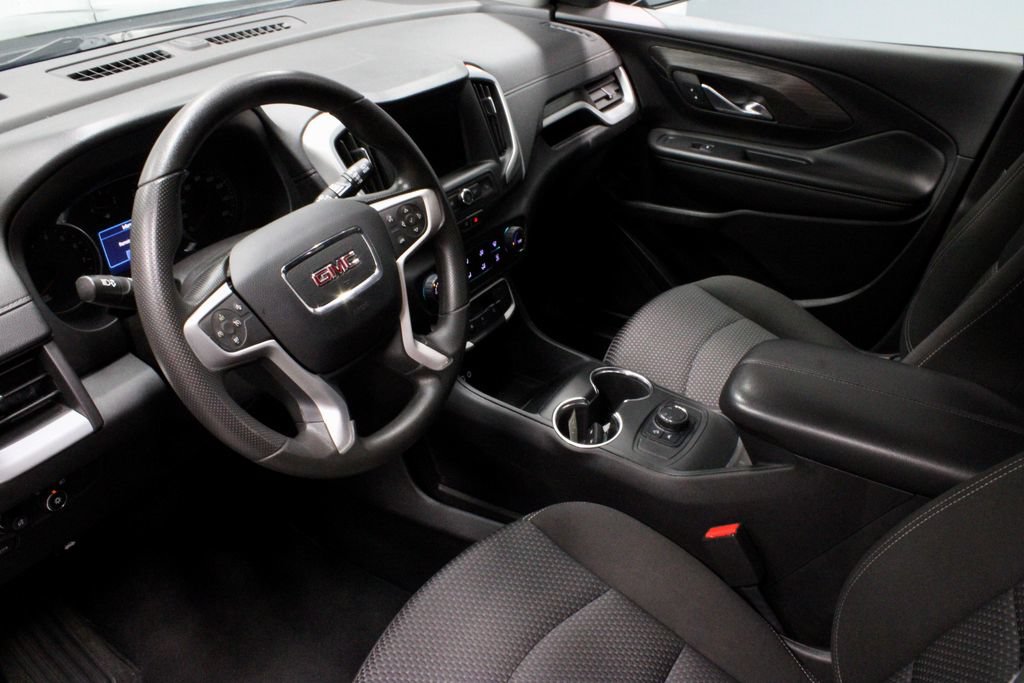 Used 2024 GMC Terrain SLE AWD/4WD image 22