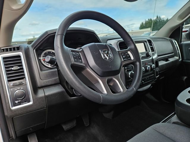 Used 2023 RAM 1500 Classic SLT image 9