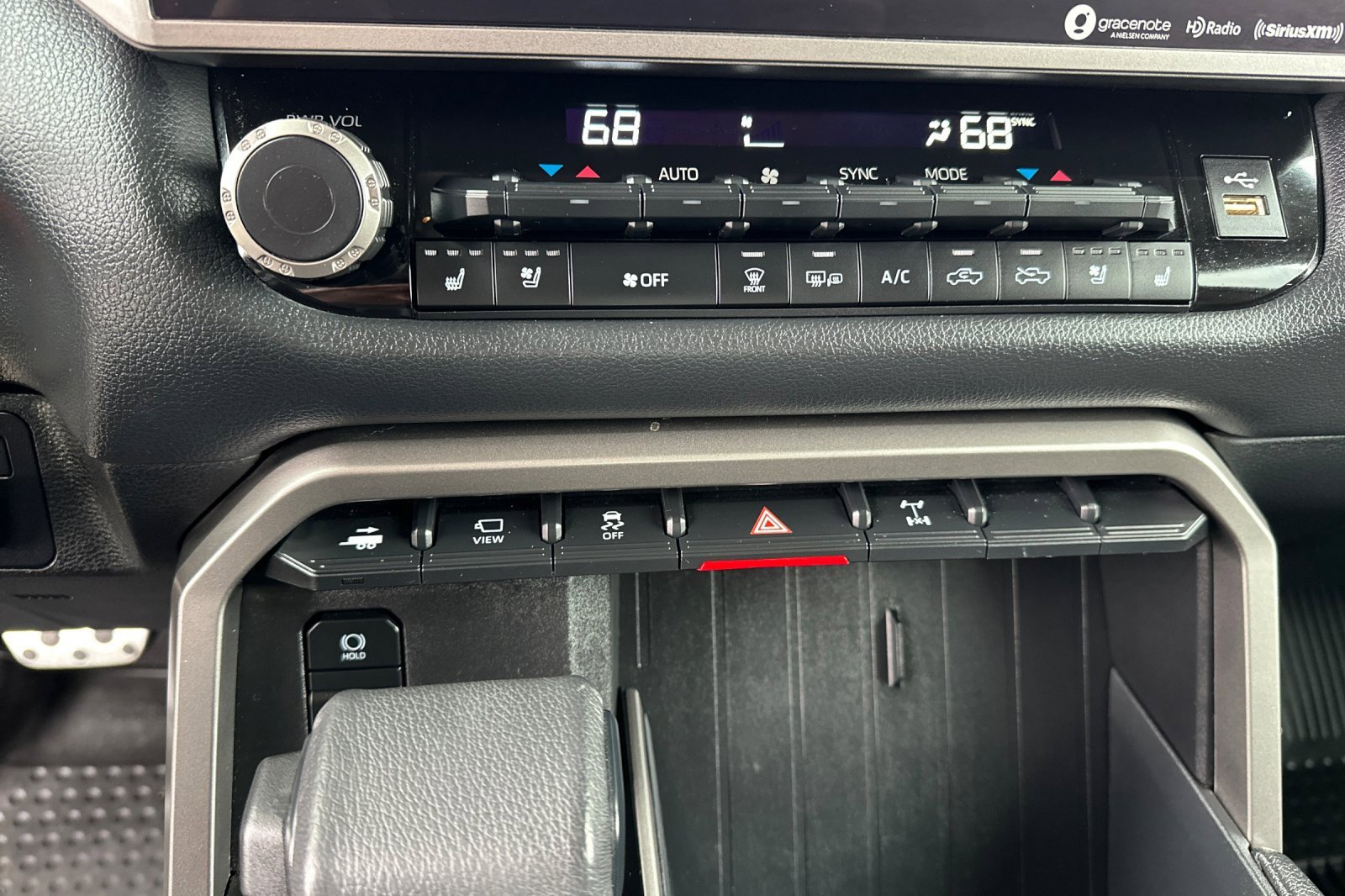 Used 2022 Toyota Tundra Limited w/ TRD Off-Road Package image 22