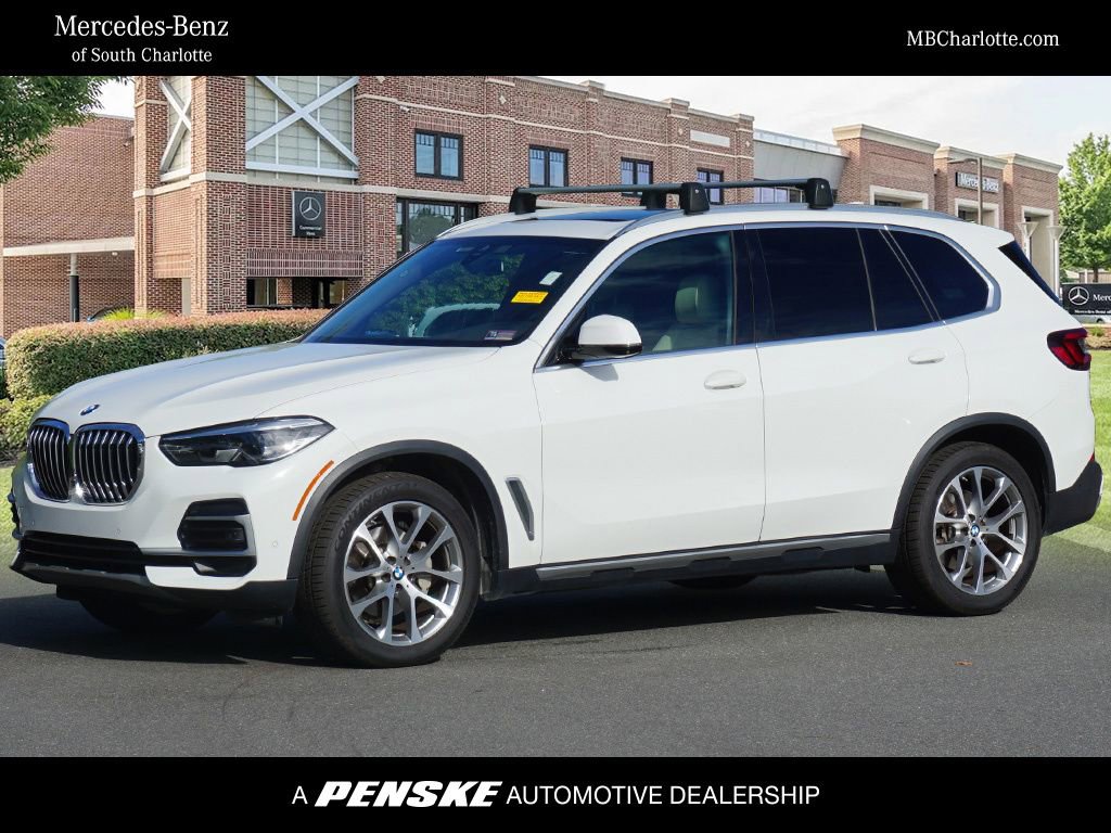 Used 2022 BMW X5 sDrive40i w/ Premium Package image 1