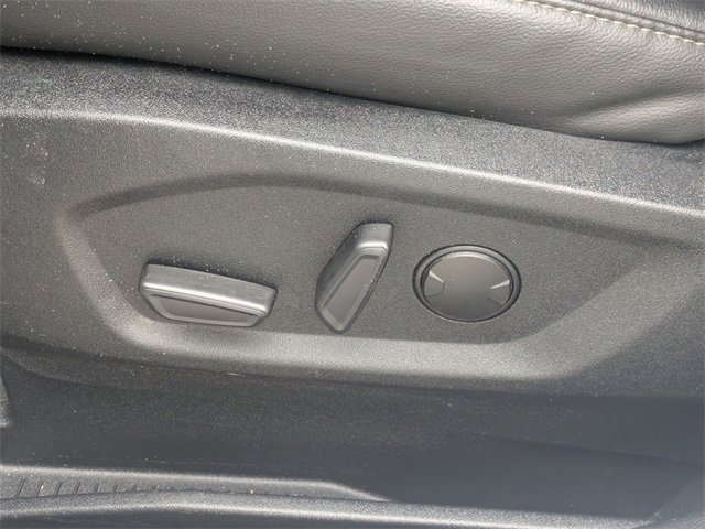 Used 2020 Ford Edge SEL image 19