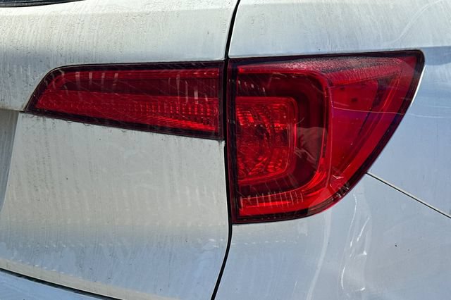 Used 2018 Honda Pilot LX image 7