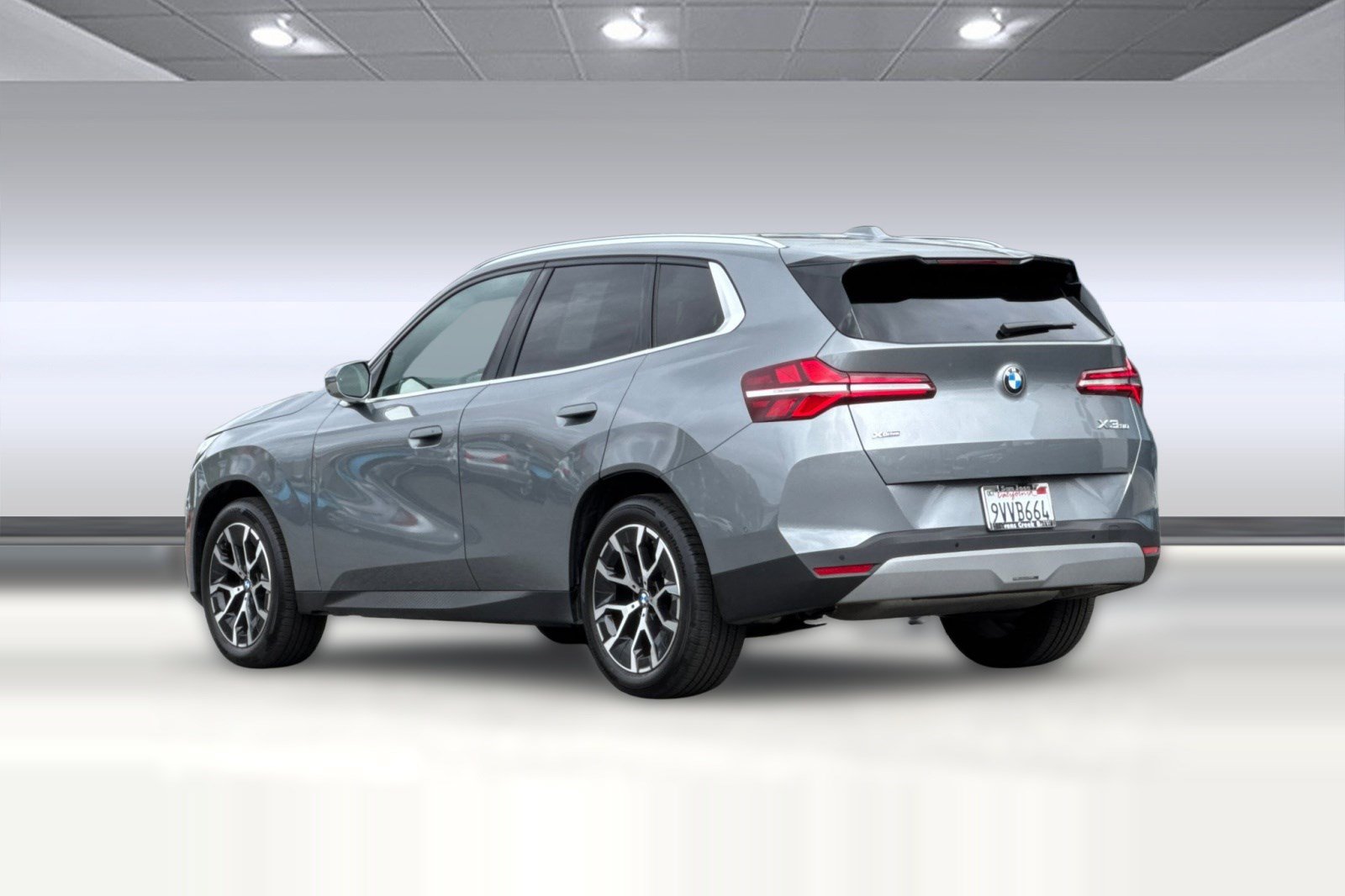 Used 2026 BMW X3 xDrive30i AWD/4WD image 3