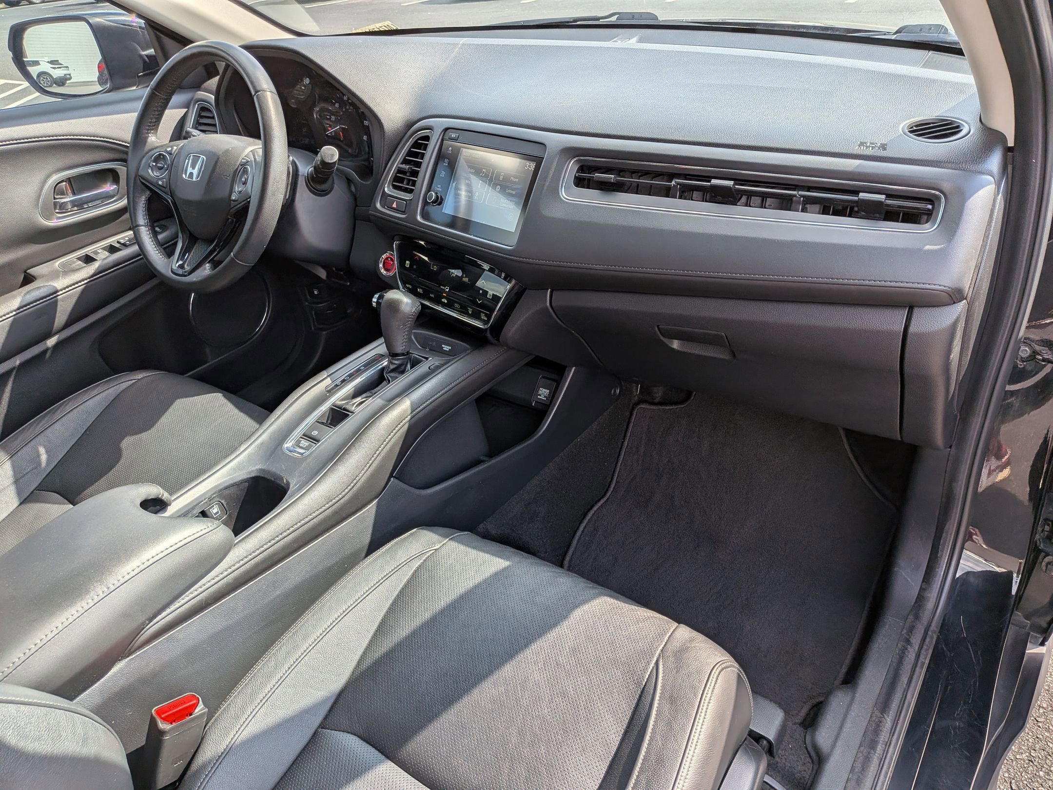 Used 2020 Honda HR-V EX-L image 36