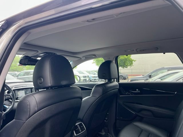 Used 2019 Kia Sorento SX w/ SX Touring Package AWD/4WD image 10