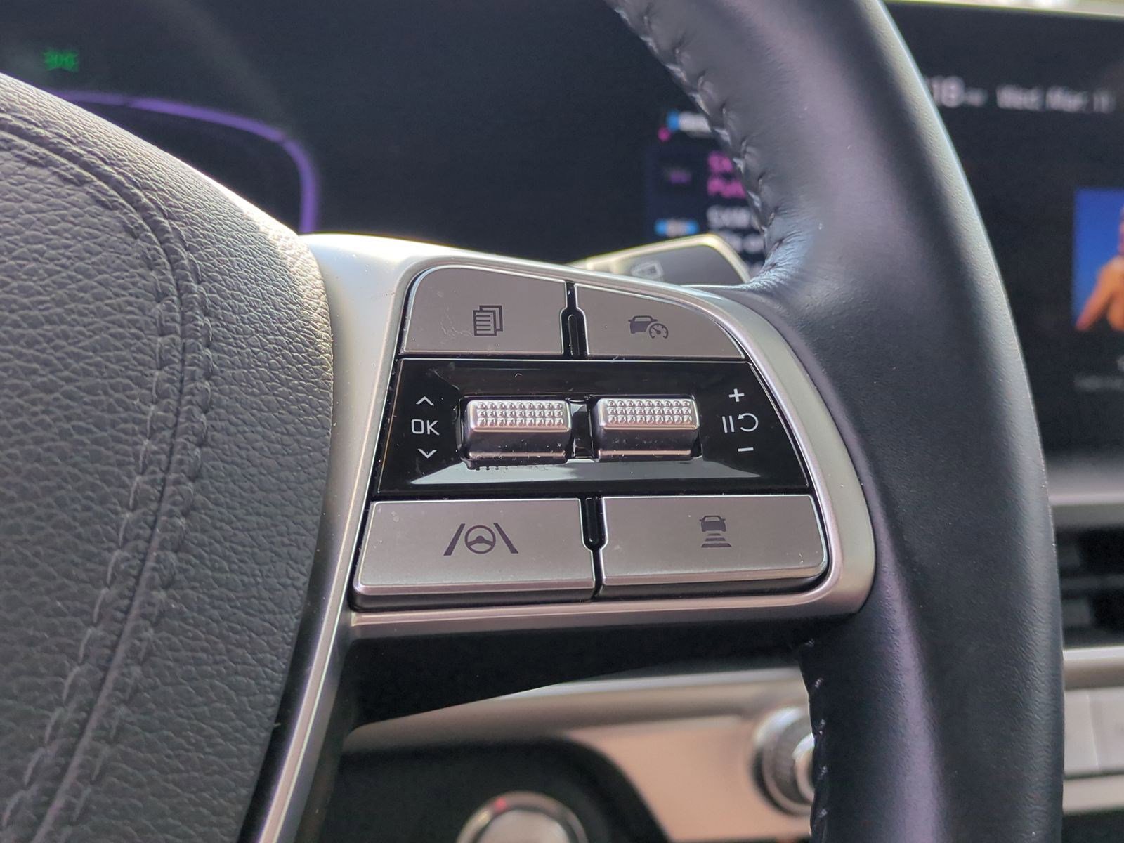 Used 2025 Kia Telluride S image 19