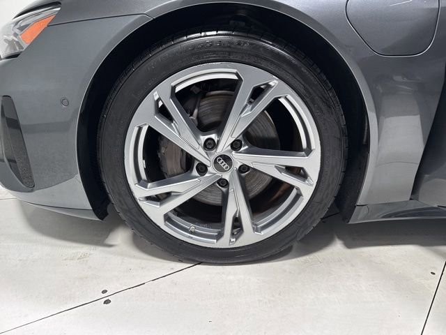 Used 2022 Audi e-tron GT Prestige w/ Prestige Package image 8