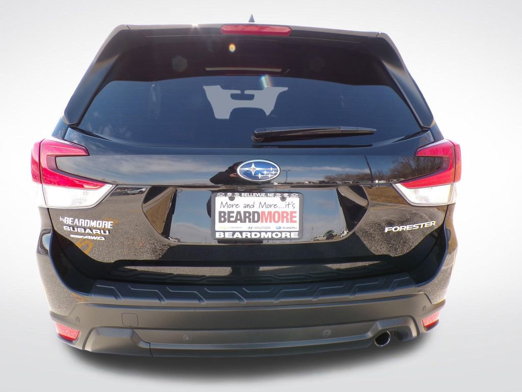Used 2024 Subaru Forester Limited AWD/4WD image 3