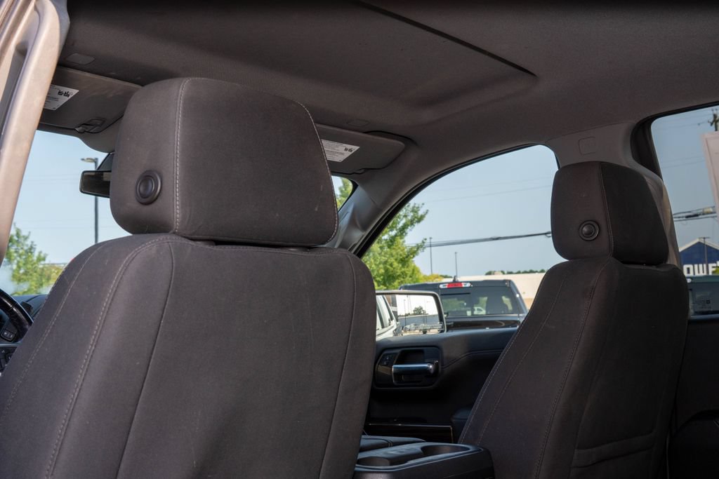 Used 2021 Chevrolet Silverado 1500 LT Trail Boss w/ Convenience Package II AWD/4WD image 16
