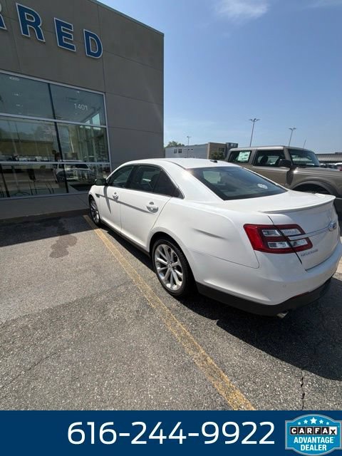 Used 2016 Ford Taurus Limited w/ Equipment Group 301A AWD/4WD image 3