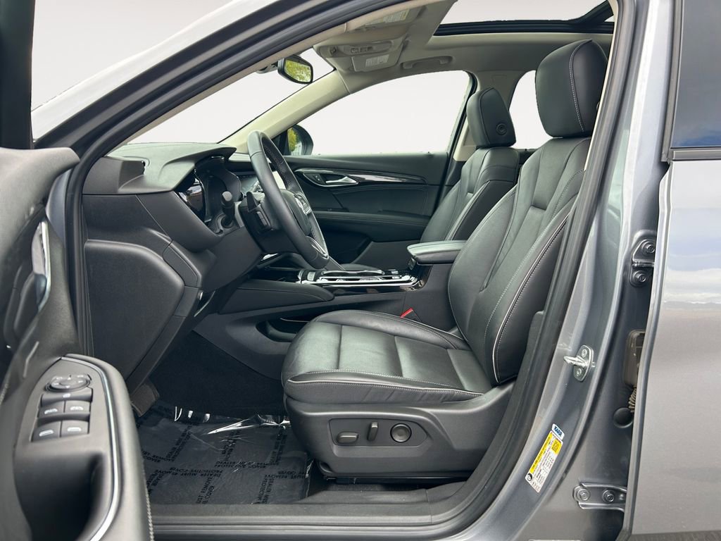 Used 2021 Buick Envision Essence w/ Sport Touring Package image 16