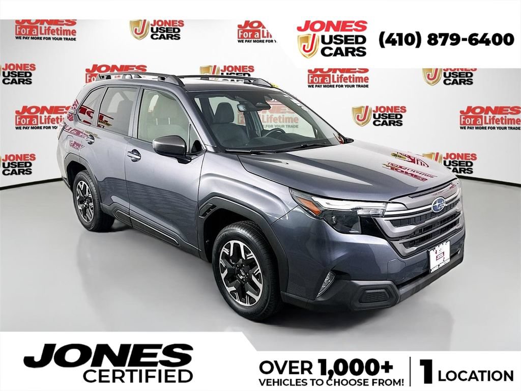 Certified 2025 Subaru Forester Premium AWD/4WD image 1