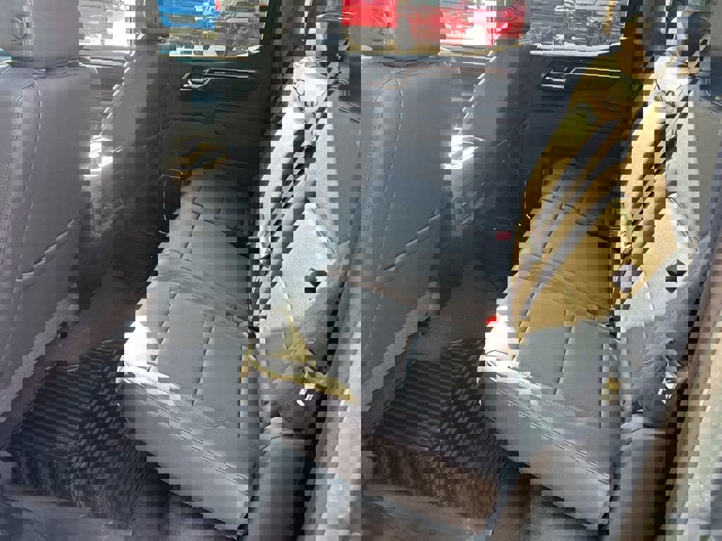 New 2026 Chevrolet Silverado 1500 LT w/ Leather Package image 18