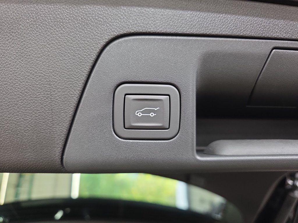 New 2026 Buick Envision Avenir AWD/4WD image 16