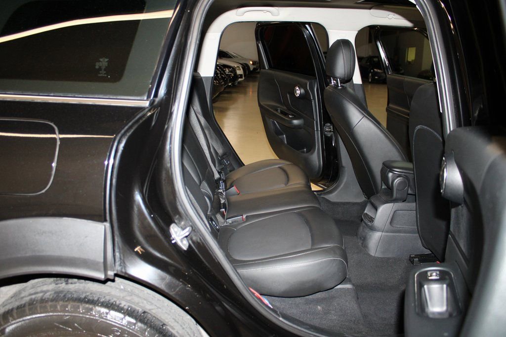 Used 2019 MINI Cooper Countryman image 14