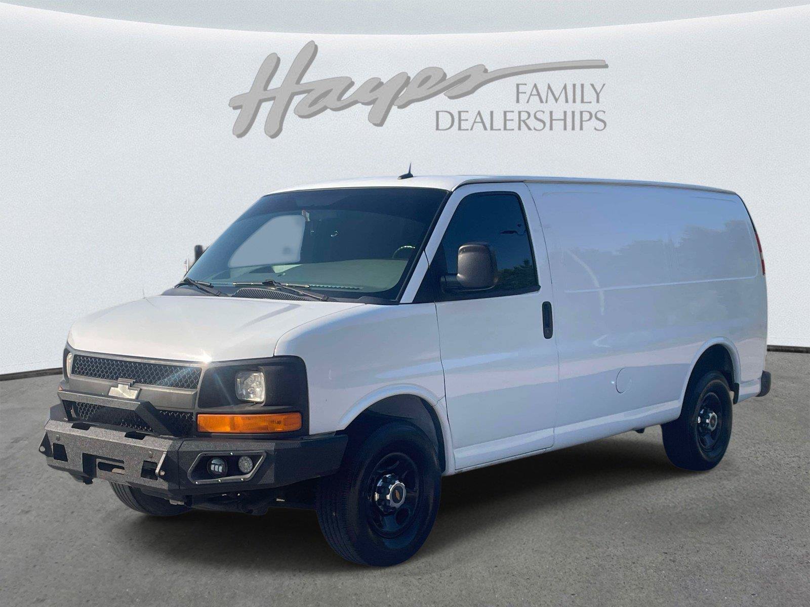 Used 2015 Chevrolet Express 2500 RWD image 7