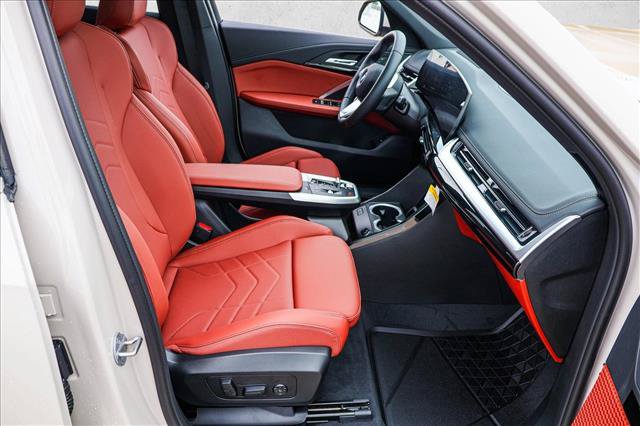New 2027 BMW X1 xDrive28i AWD/4WD image 24