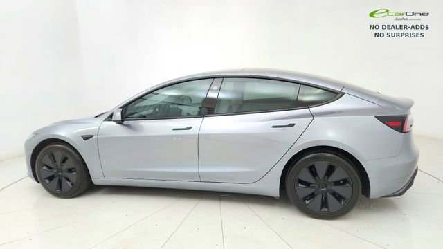 Used 2025 Tesla Model 3 RWD image 4