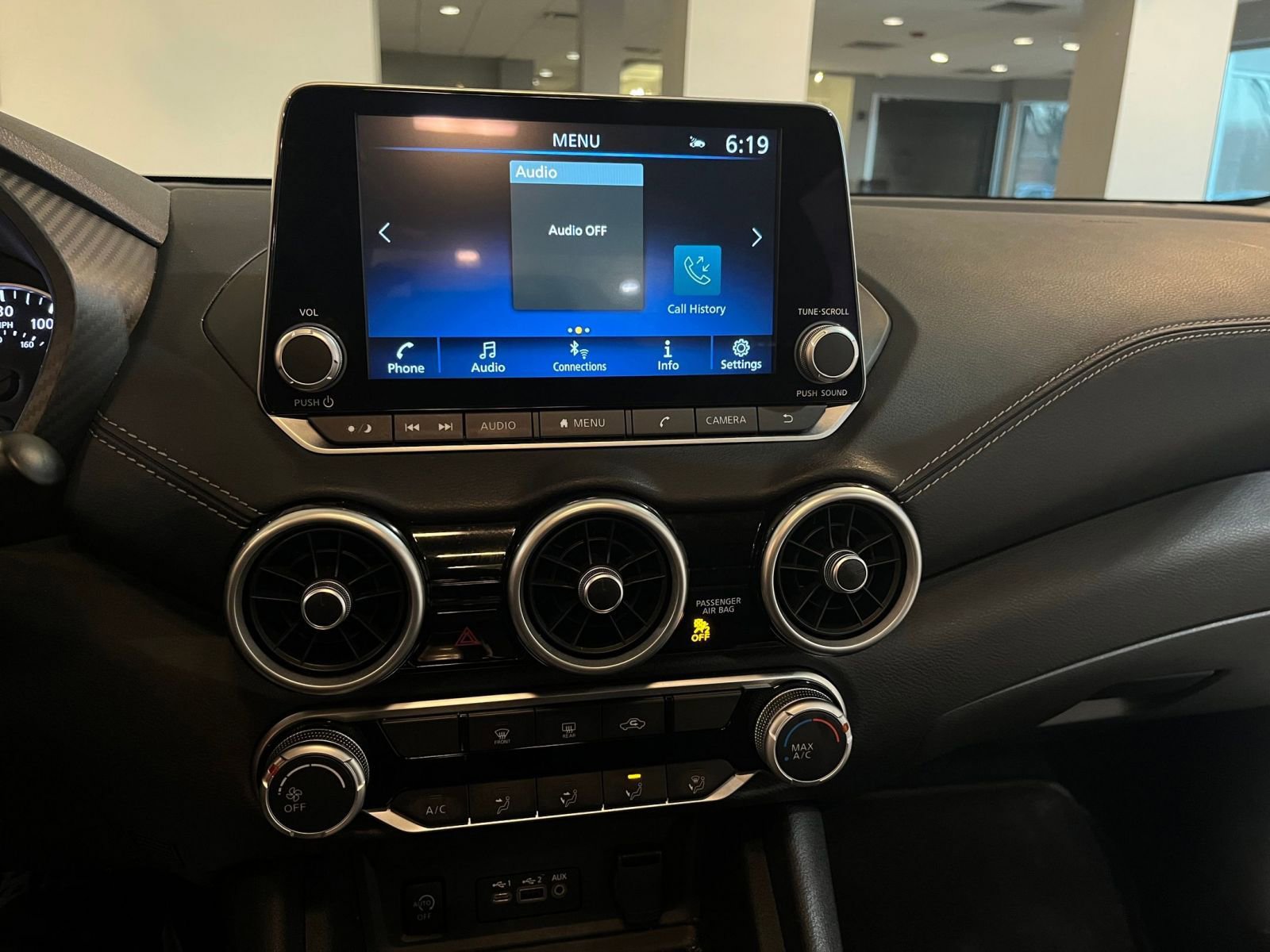 Used 2025 Nissan Sentra SV image 17