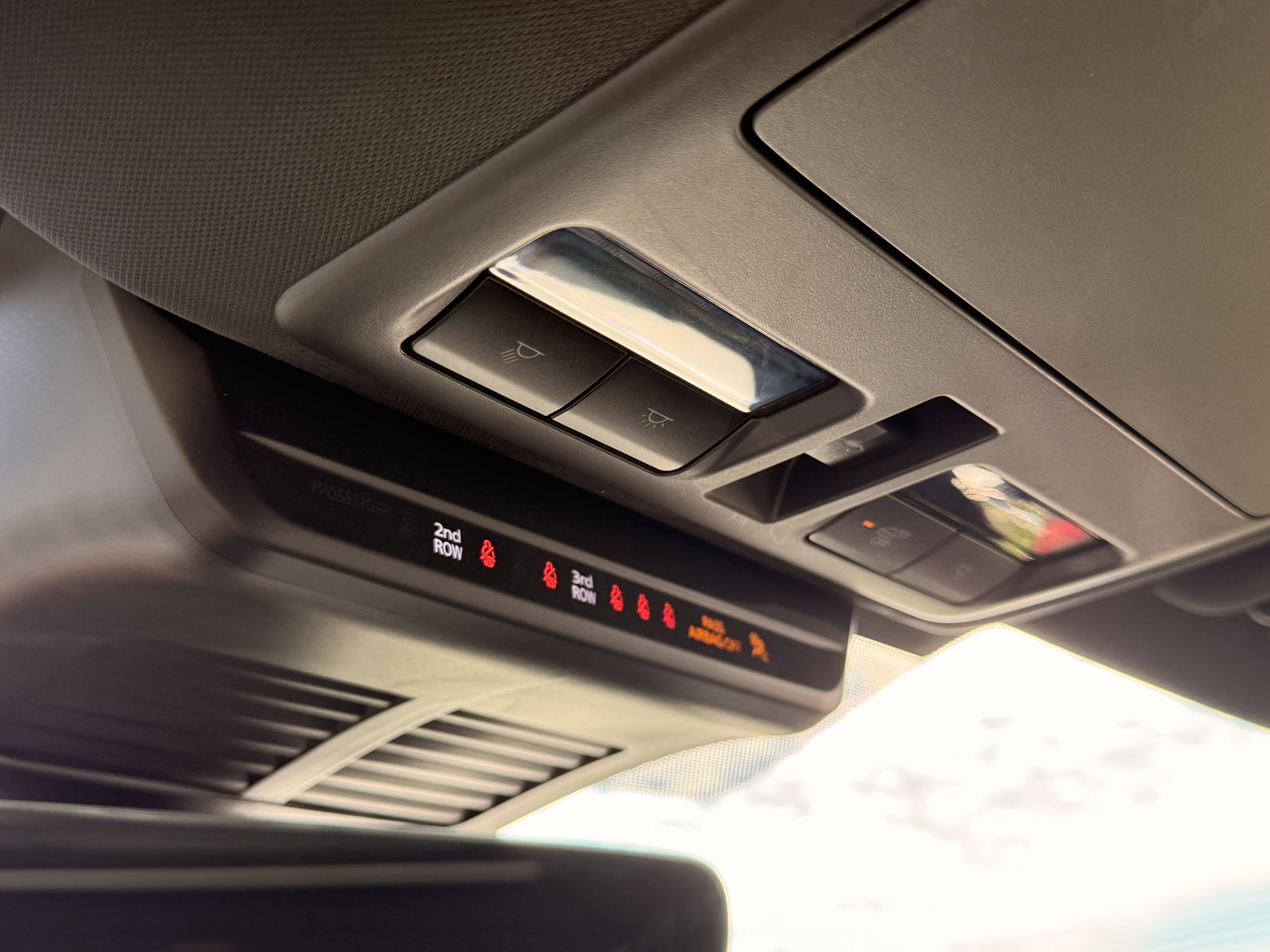 Certified 2024 MAZDA CX-90 Plug-In Hybrid w/ Premium Plus image 33