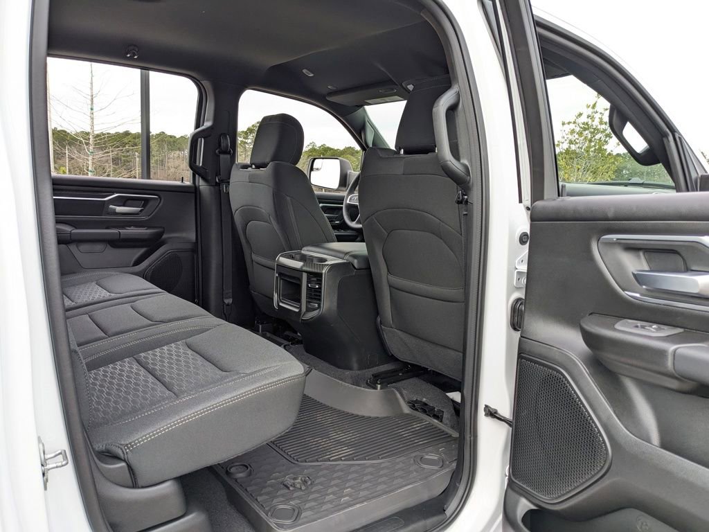 New 2026 RAM 1500 4x4 Crew Cab image 46