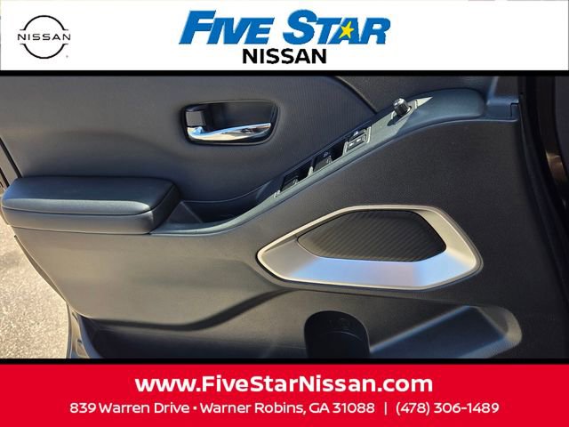 Used 2024 Nissan Frontier SV RWD image 28