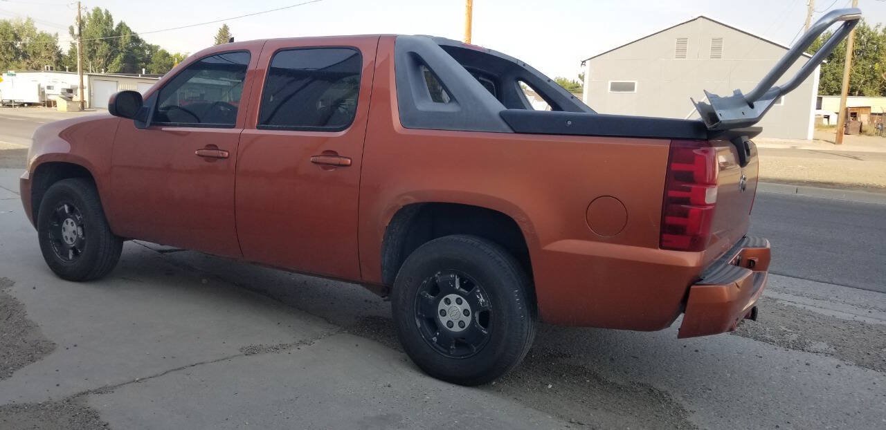 Used 2007 Chevrolet Avalanche LT w/ LT Preferred Equipment Group AWD/4WD image 4