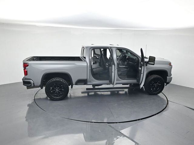Used 2024 Chevrolet Silverado 2500 LTZ w/ LTZ Plus Package image 45