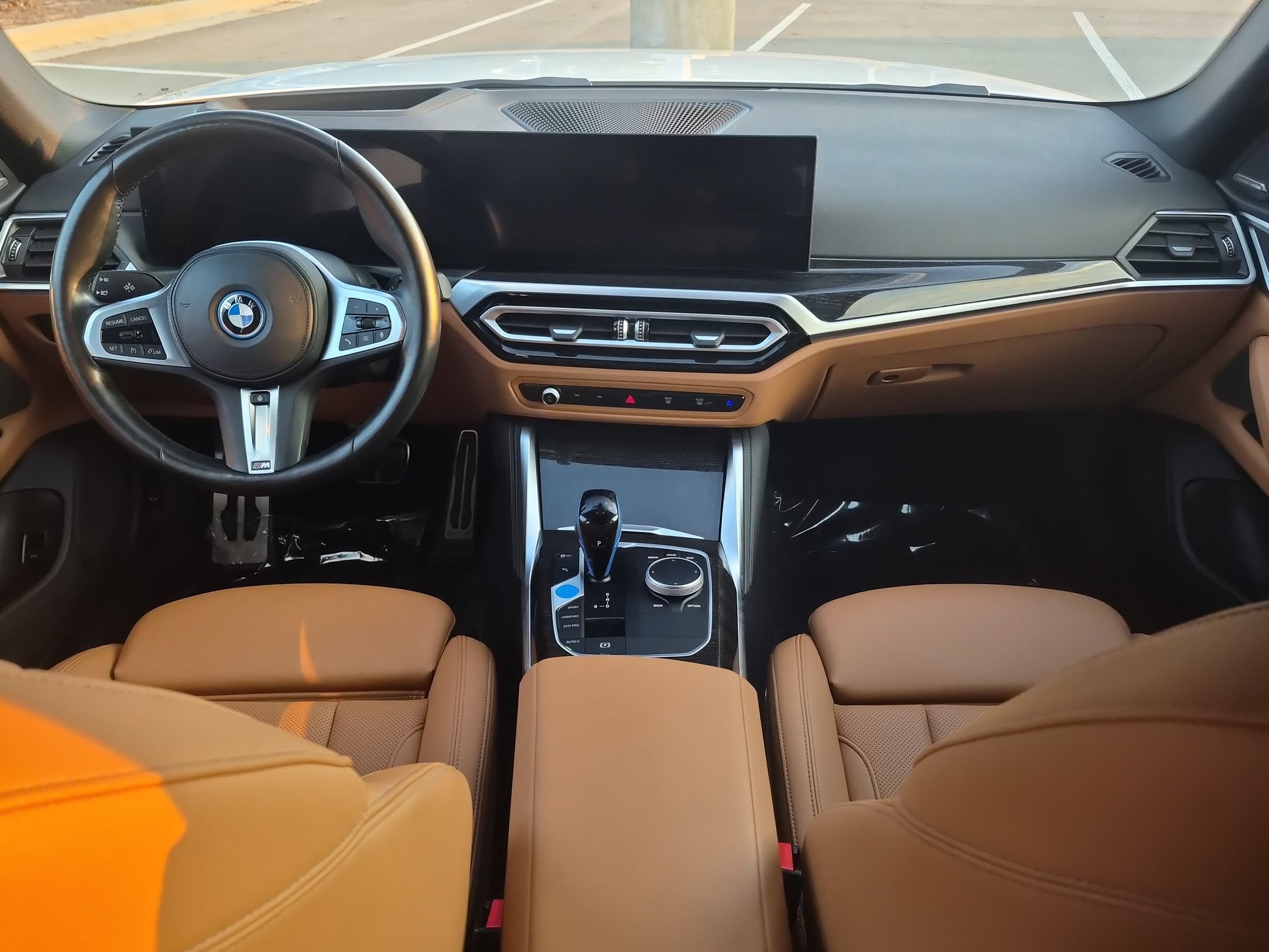 Used 2023 BMW i4 eDrive40 w/ M Sport Package RWD image 32