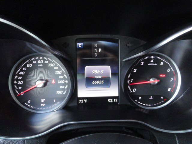 Used 2018 Mercedes-Benz GLC 300 4MATIC w/ Premium Package image 16