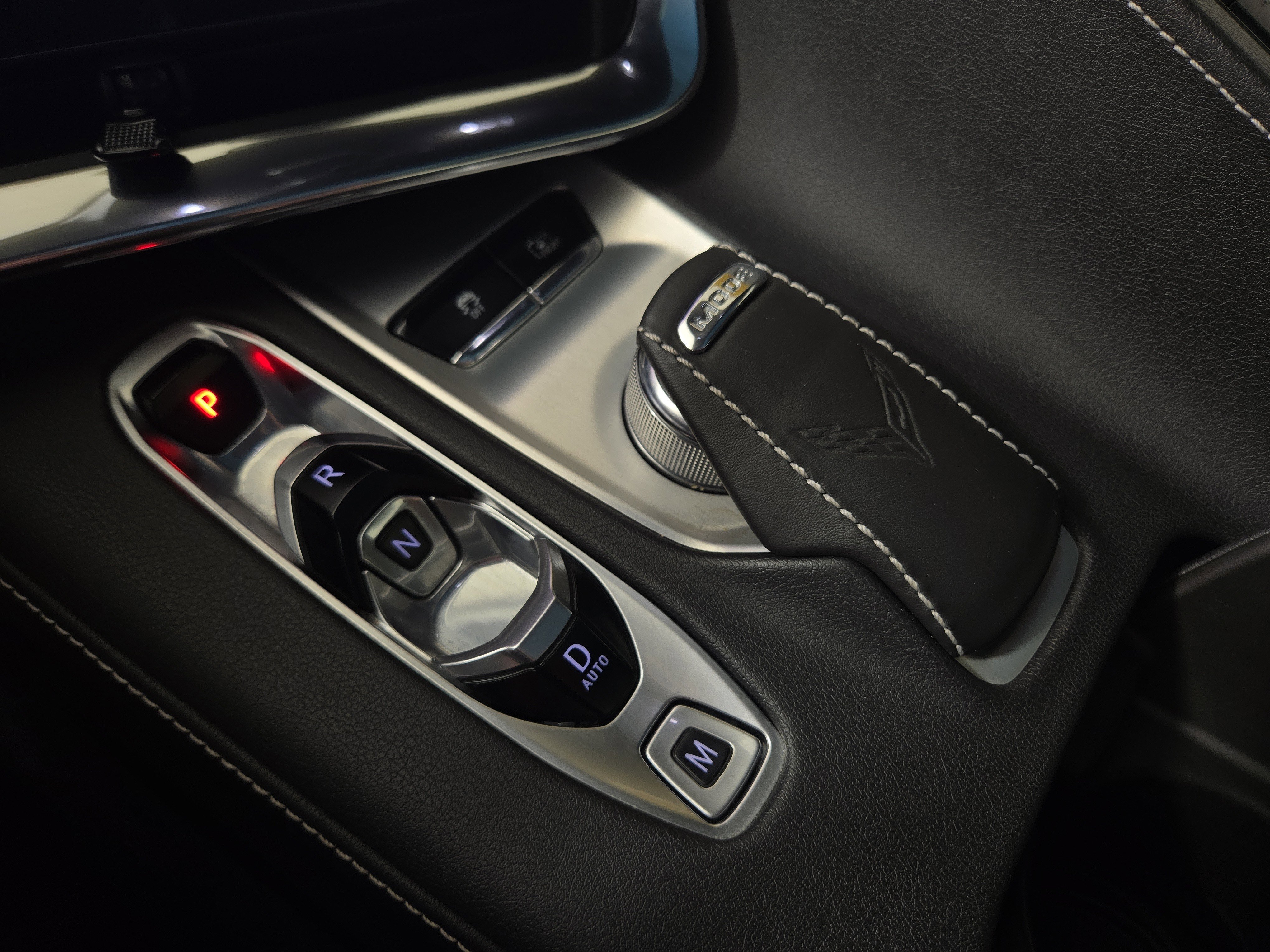 Certified 2020 Chevrolet Corvette Stingray Preferred Cpe w/ 2LT Preferred Equipment Group image 23