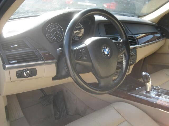Used 2011 BMW X5 xDrive35d image 18