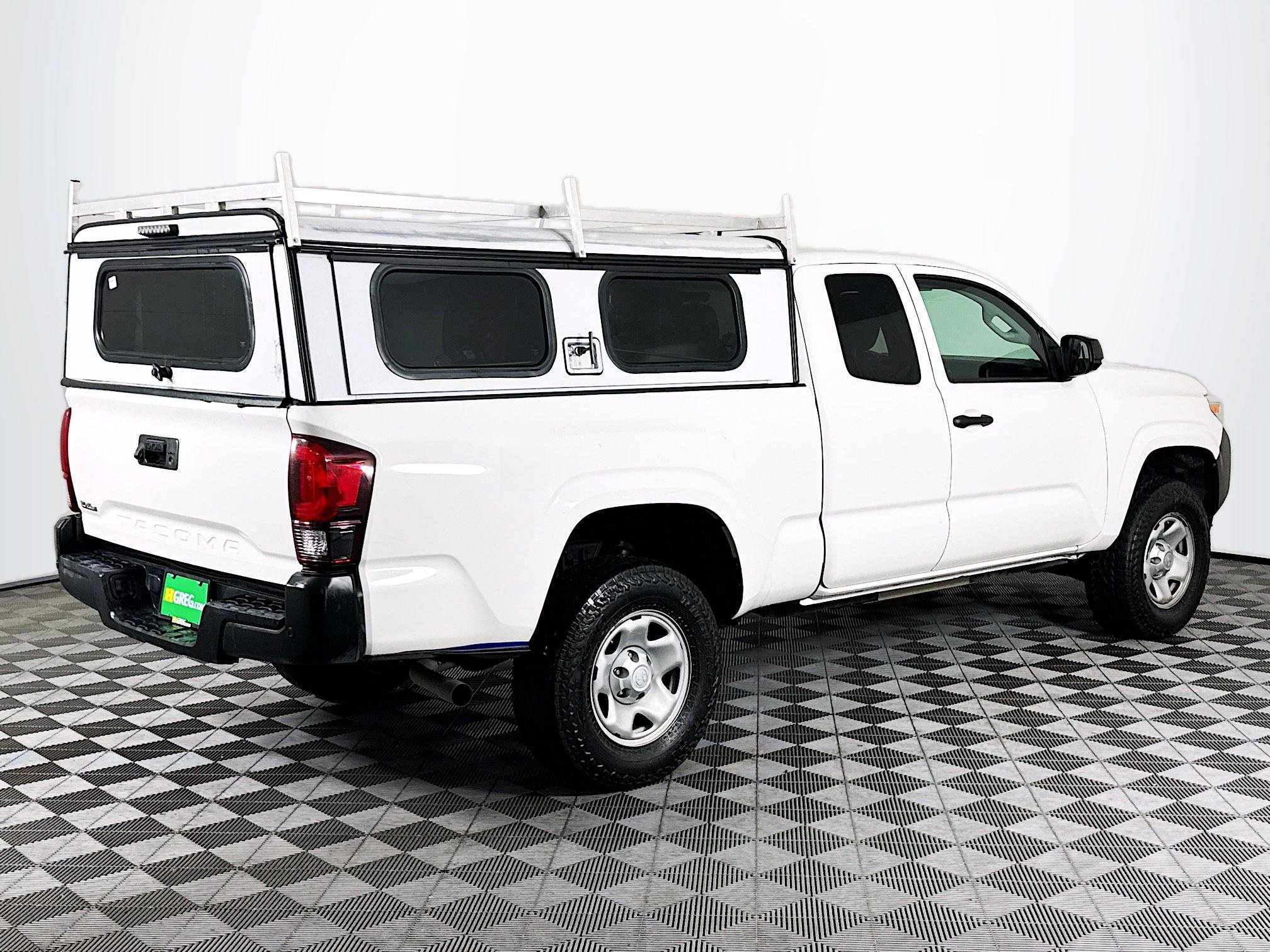 Used 2021 Toyota Tacoma SR image 10