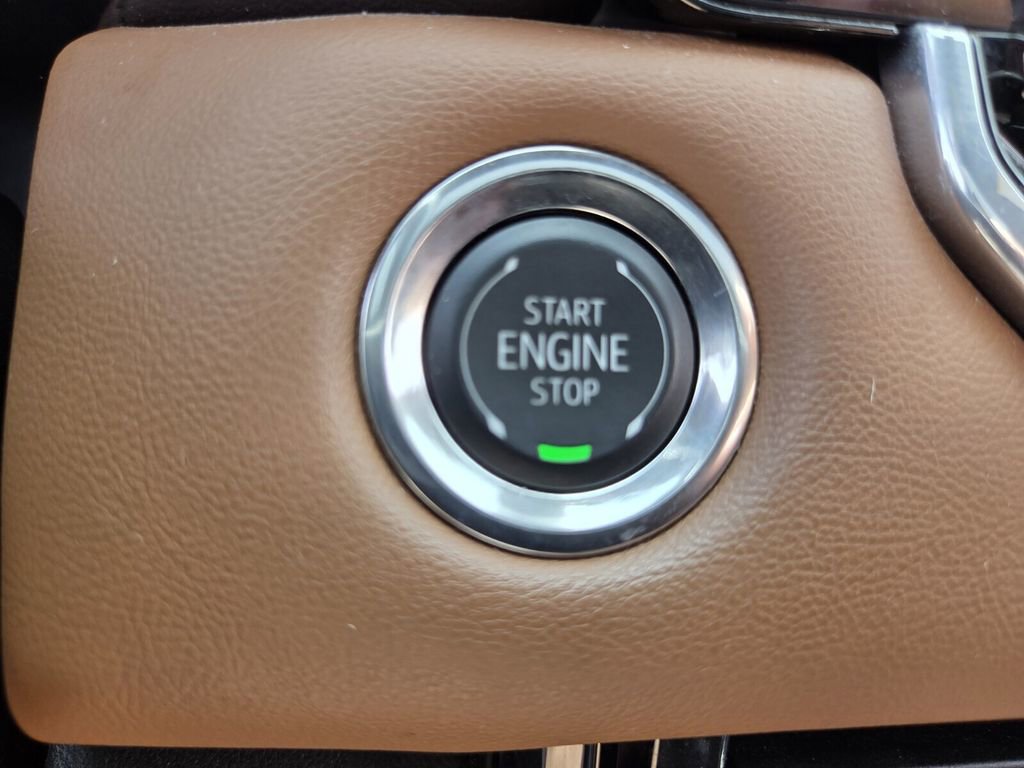 Used 2024 GMC Canyon AT4 w/ Canyon Safety Plus Package AWD/4WD image 25