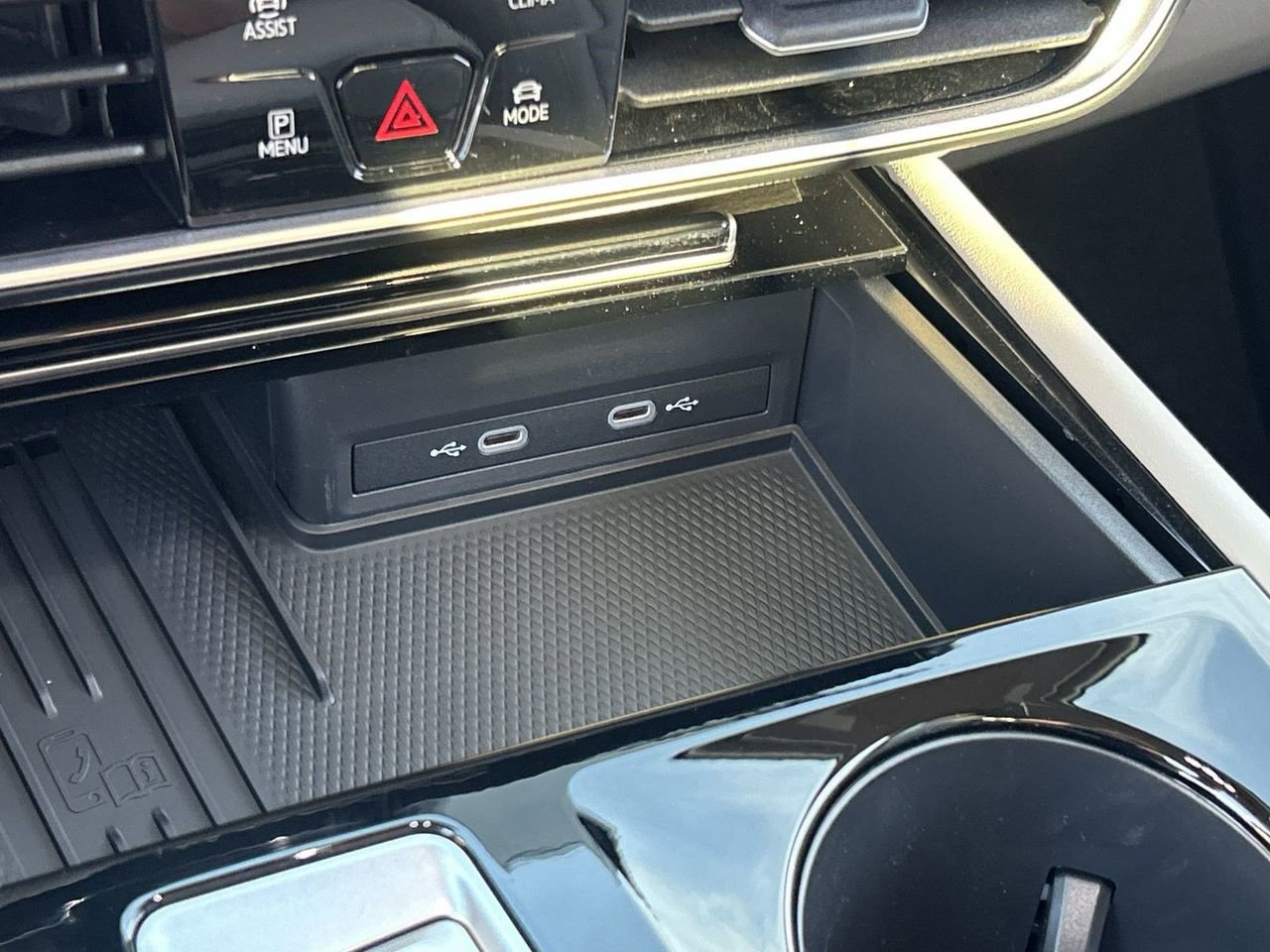 New 2026 Volkswagen Atlas SE image 25