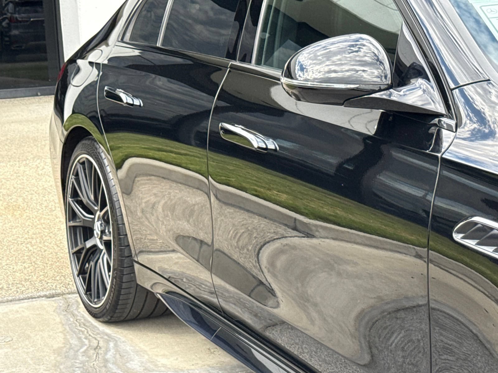Used 2025 Mercedes-Benz E 53 AMG e 4MATIC Sedan image 9