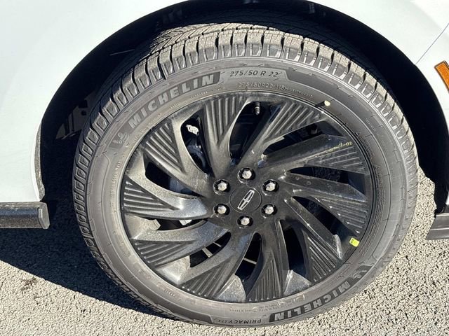 New 2025 Lincoln Navigator Reserve w/ Jet Appearance Package image 9
