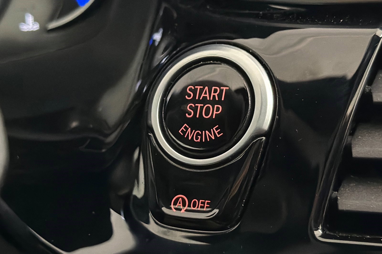 Used 2019 BMW 530i RWD image 32