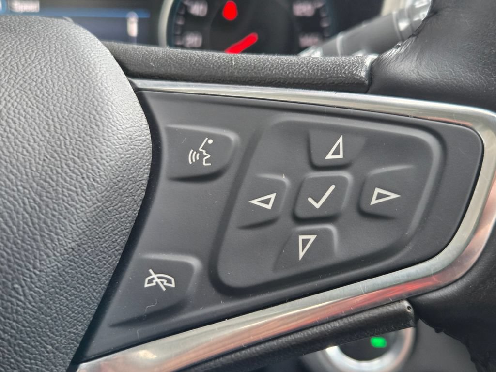 Used 2019 Chevrolet Equinox LT FWD image 9