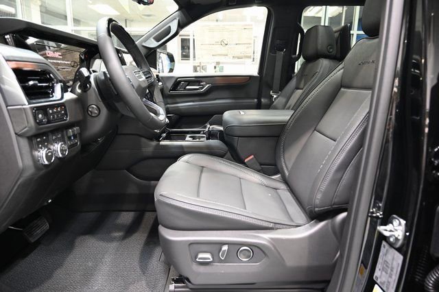 New 2026 GMC Yukon XL Denali w/ Denali Reserve Package image 11