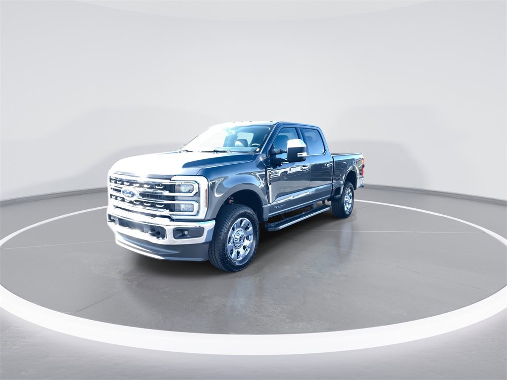 New 2026 Ford F250 Lariat w/ Chrome Package image 4
