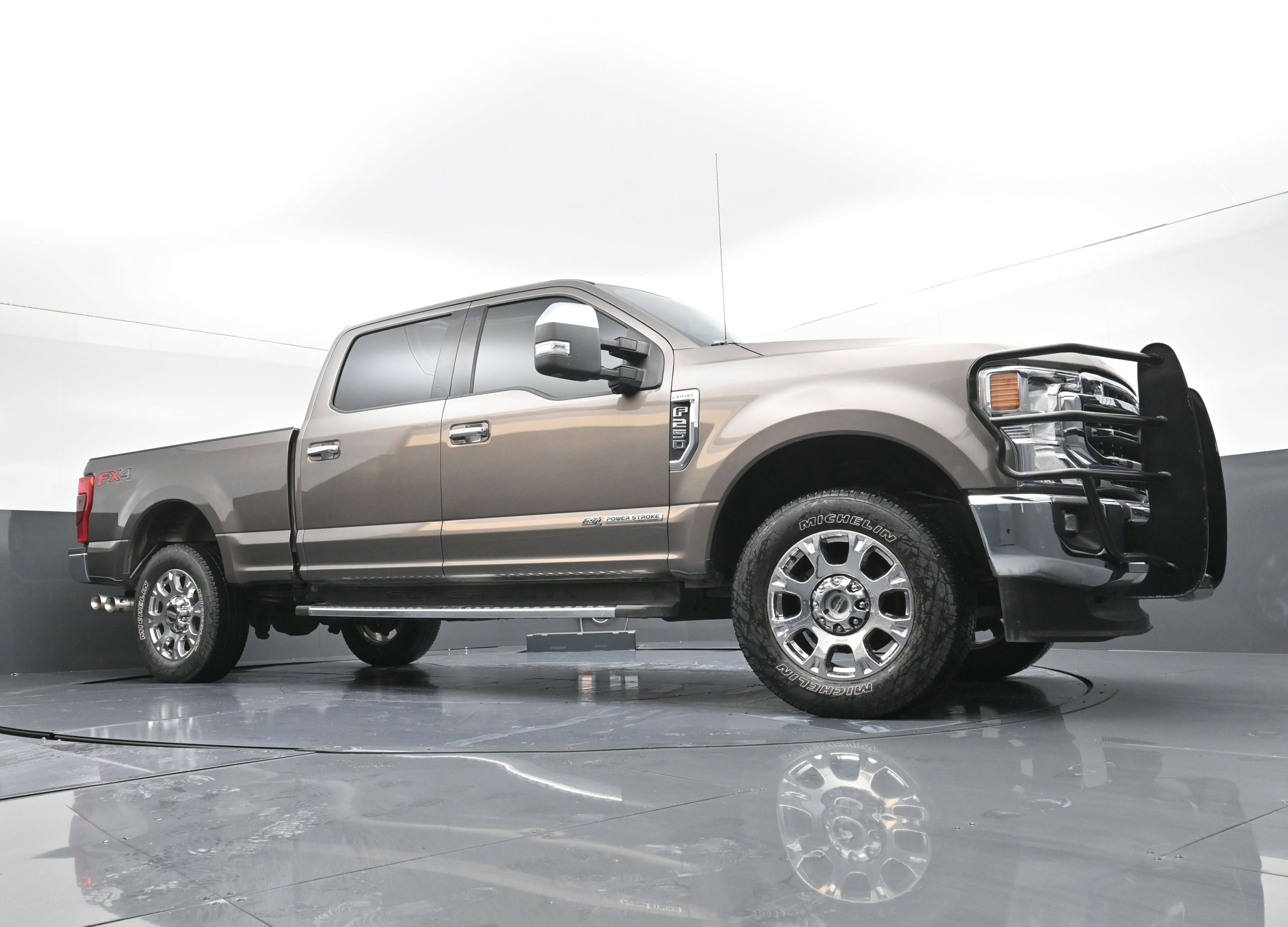 Used 2020 Ford F250 Lariat w/ Chrome Package image 22