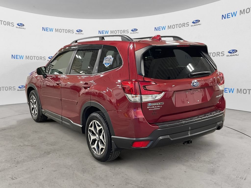 Used 2020 Subaru Forester Premium AWD/4WD image 3