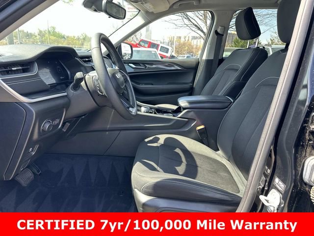 Certified 2023 Jeep Grand Cherokee Laredo AWD/4WD image 20