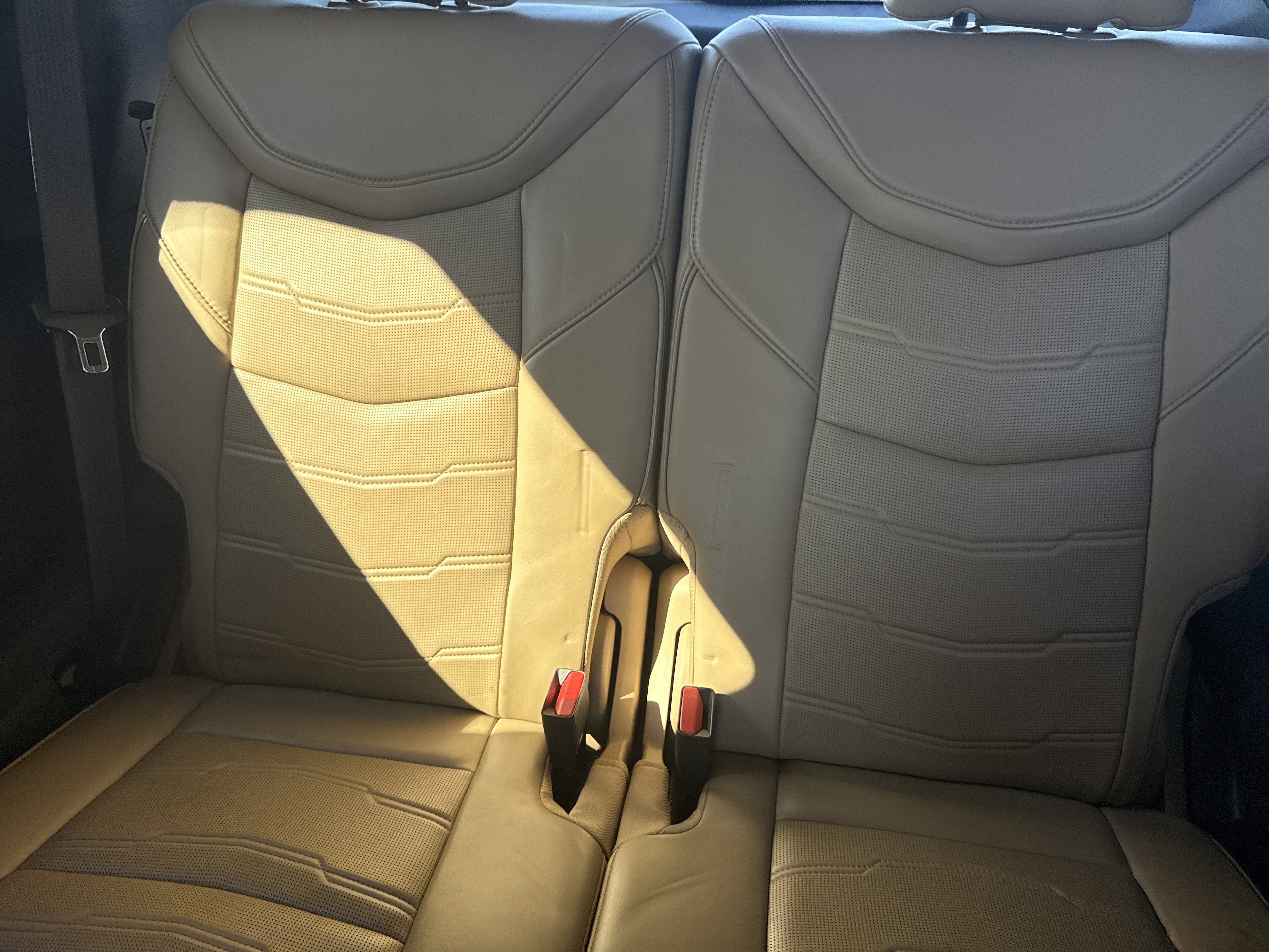 Used 2022 Cadillac XT6 Premium Luxury w/ Platinum Package image 15