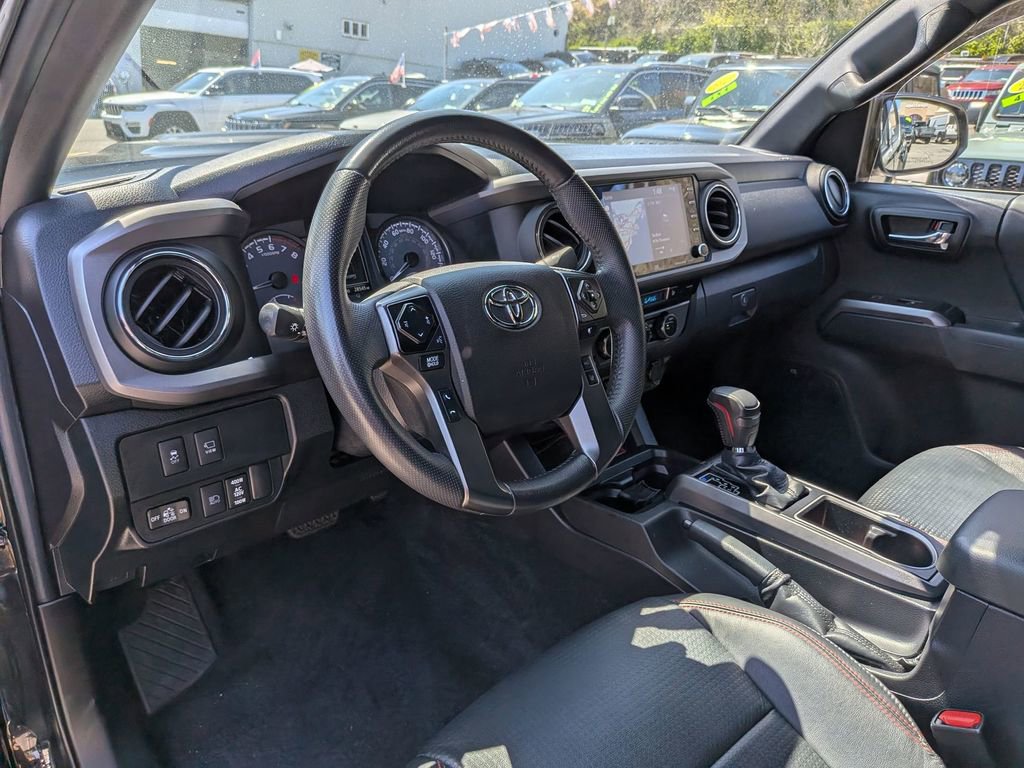 Used 2021 Toyota Tacoma TRD Pro AWD/4WD image 13