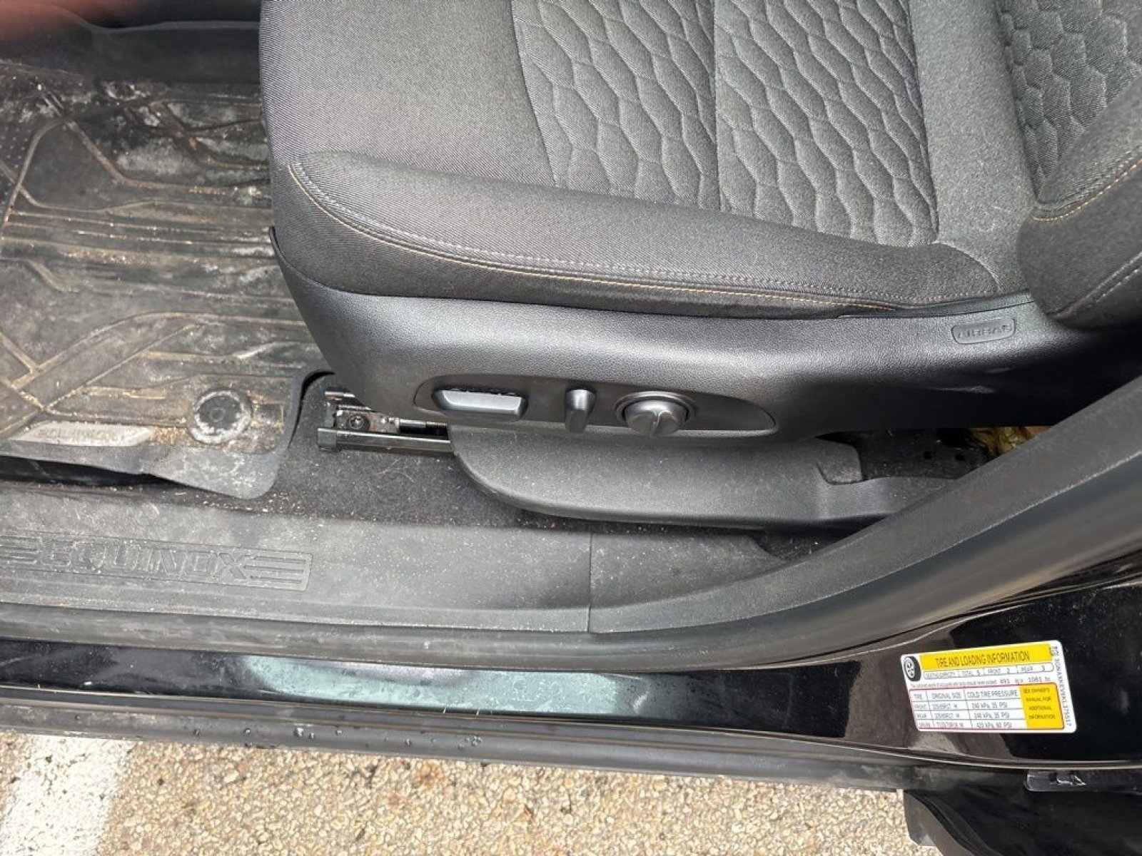 Used 2019 Chevrolet Equinox LT image 11