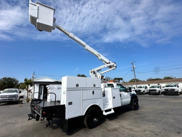 Used 2008 Ford F550 4x4 Regular Cab Super Duty image 6