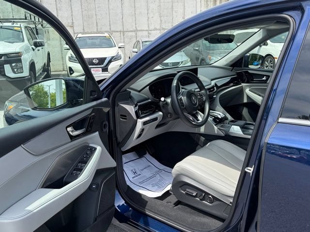 Used 2024 Acura MDX SH-AWD w/ Technology Package image 15